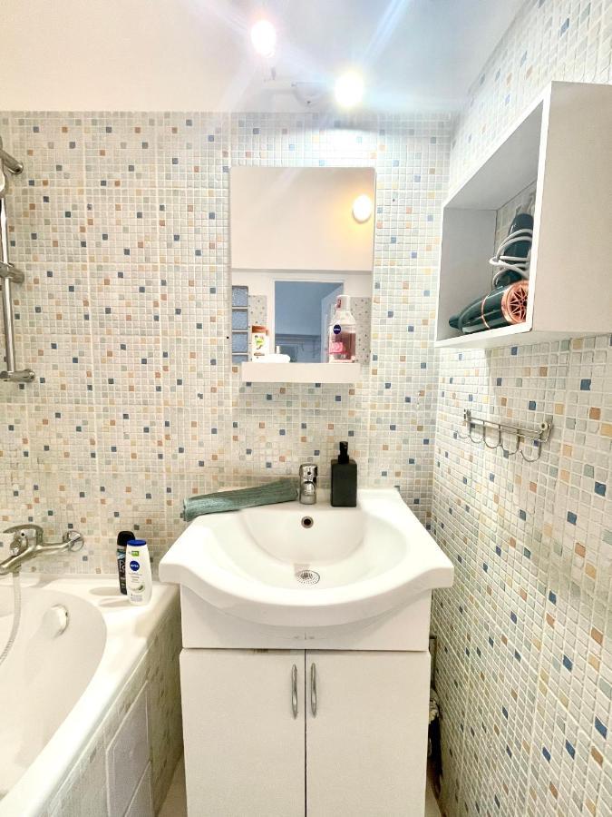 בודפשט White Apartment Near The Famous New York Cafe מראה חיצוני תמונה