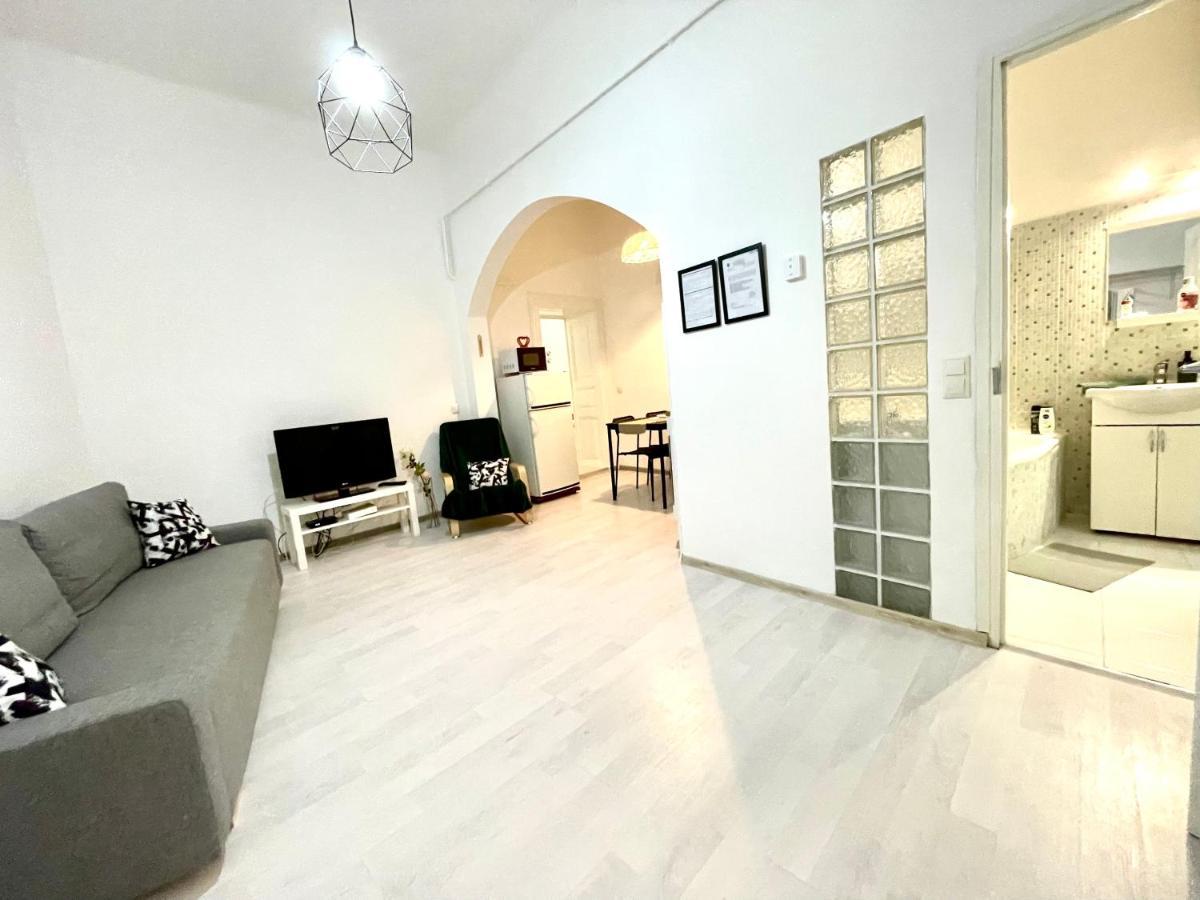 בודפשט White Apartment Near The Famous New York Cafe מראה חיצוני תמונה
